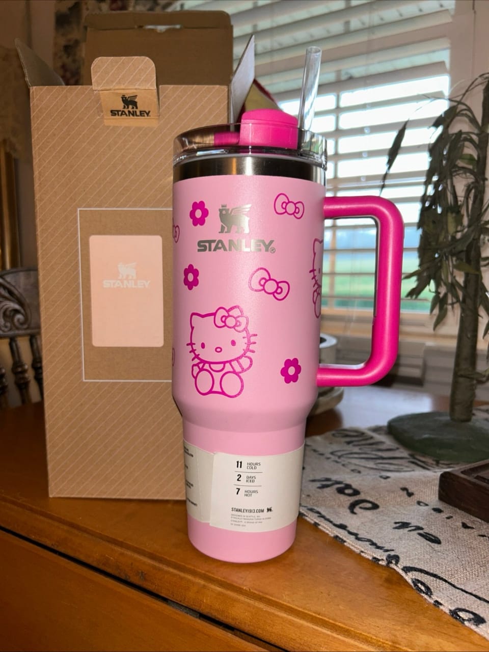 Quencher H2.0 Flowstate 40oz Tumbler, Pink Floral Limited Edition