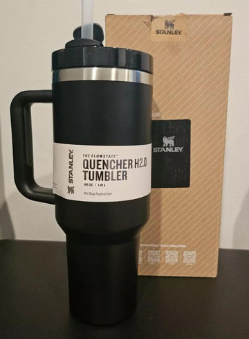 BLACK 40oz Quencher H2.0 FlowState Stainless Steel Vacuum Tumbler